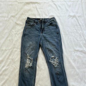Hollister Ultra High Rise Mom Jeans 1S W25 L25